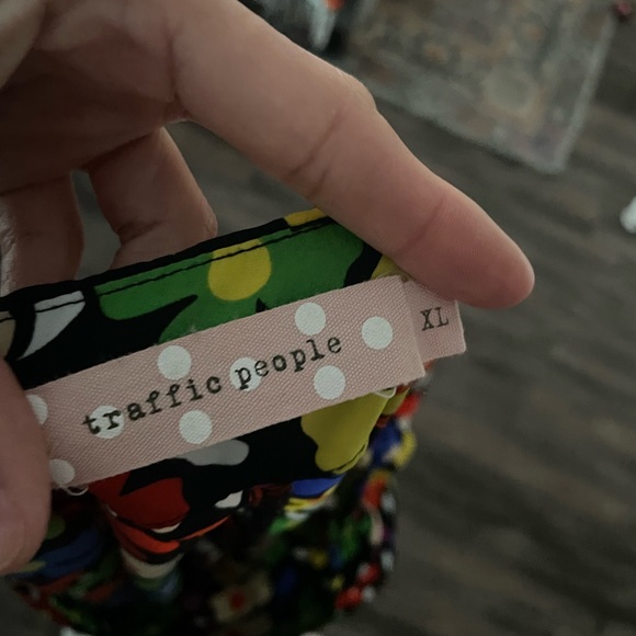 Traffic People Floral Dress - Picture 5 of 6